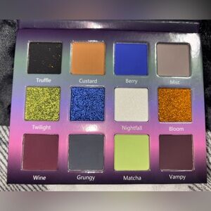Vampy Treat - Eyescream Beauty X Ladybug Glow Eyeshadow Palette, NIB
